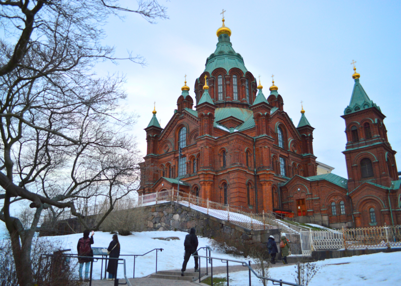 雪景色のウスペンスキー寺院