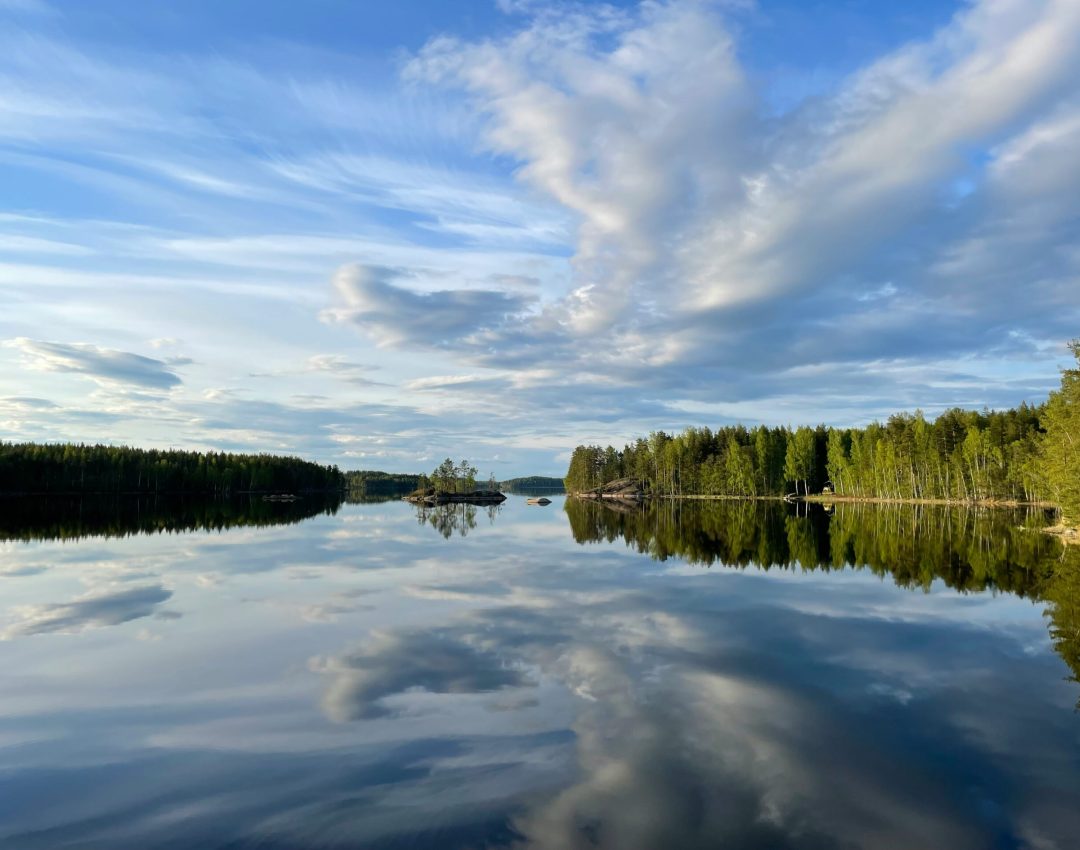 フィンランドの湖の景色
